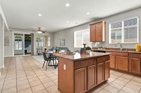 Kitchen - 1587 Maple Valley St, Manteca, CA 95336 photo 1 of 8