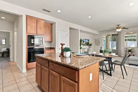 Kitchen - 1587 Maple Valley St, Manteca, CA 95336 photo 3 of 8