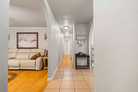 Entry Way - 1016 Wolverine Way, Modesto, CA 95355 photo 1 of 3