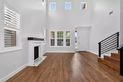 Living - 719 Lars Ct, Modesto, CA 95351 photo 1 of 5