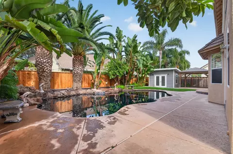 Exterior - 719 Lars Ct, Modesto, CA 95351 photo 2 of 14