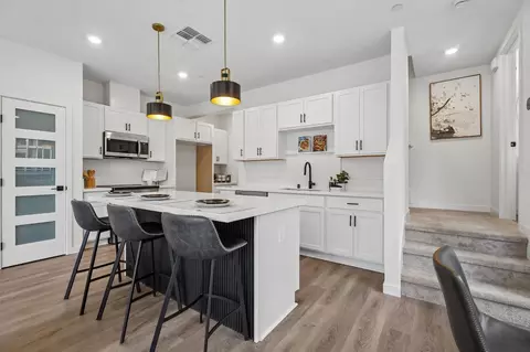 2043 Freya Walk, Sacramento, CA 95835