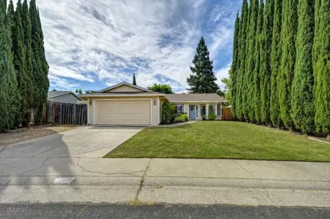 620 Grider Dr, Roseville, CA 95678