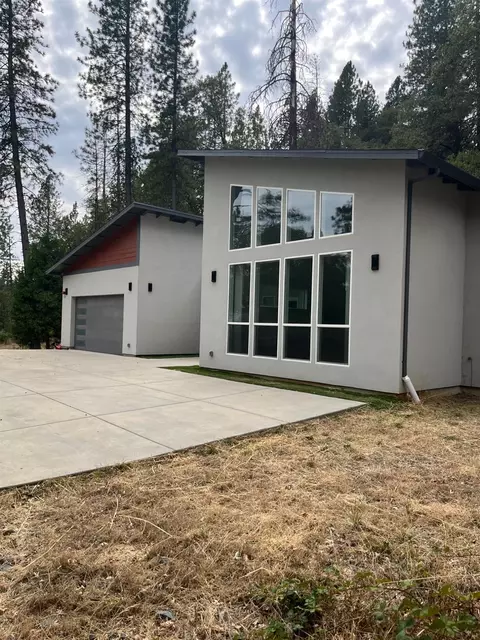 Exterior - 478 Carol Dr, Grass Valley, CA 95945 photo 5 of 8