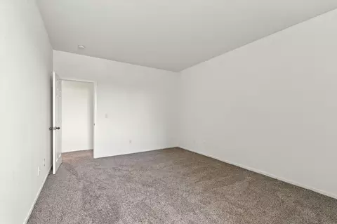 Bedroom - 1943 Basil Dr, Manteca, CA 95336 photo 3 of 9