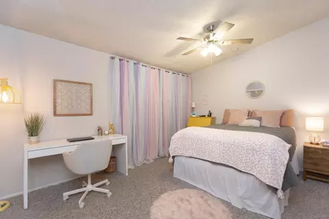 Bedroom - 664 Shadowview Ct, Turlock, CA 95382 photo 4 of 5