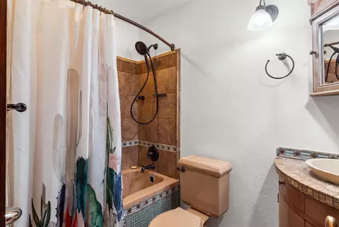 Bath - 9544 Central Ave, Folsom, CA 95630 photo 3 of 3