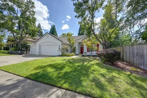 200 Luna Cir, Folsom, CA 95630