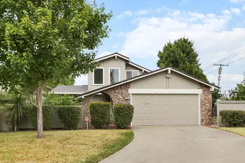 5820 Kahara Ct, Sacramento, CA 95822