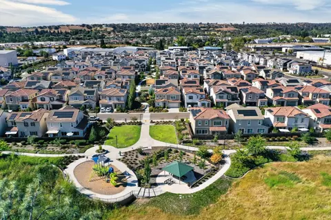 View/Area - 3608 Silver Pine Ln, Rocklin, CA 95677 photo 4 of 4