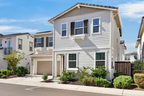 Exterior - 3608 Silver Pine Ln, Rocklin, CA 95677 photo 2 of 11