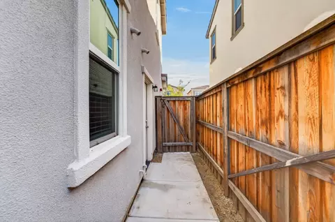 Exterior - 3608 Silver Pine Ln, Rocklin, CA 95677 photo 8 of 11