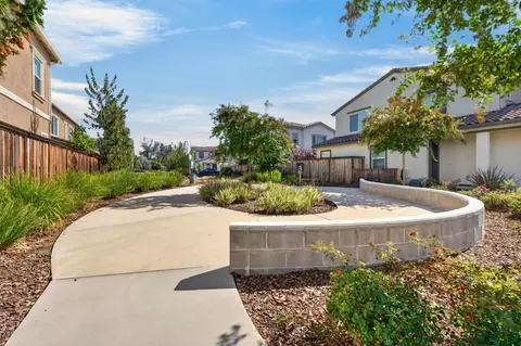 Exterior - 3608 Silver Pine Ln, Rocklin, CA 95677 photo 10 of 11