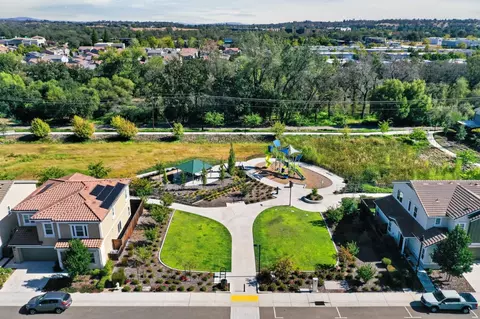 View/Area - 3608 Silver Pine Ln, Rocklin, CA 95677 photo 3 of 4
