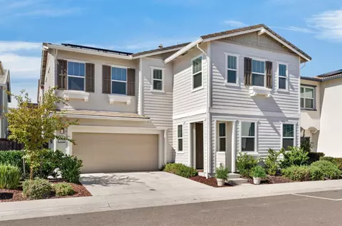 Exterior - 3608 Silver Pine Ln, Rocklin, CA 95677 photo 3 of 11
