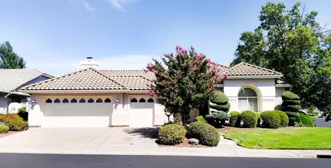 300 Savannah Ct, Roseville, CA 95747
