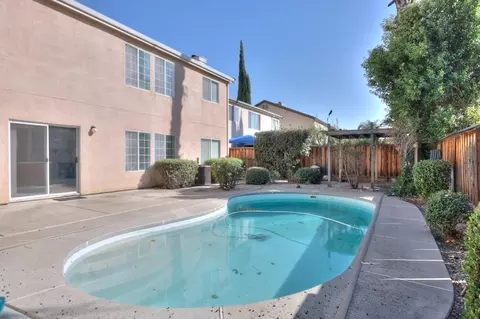 Exterior - 2235 Tahoe Cir, Tracy, CA 95376 photo 4 of 9