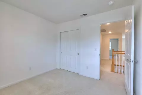 Bedroom - 2235 Tahoe Cir, Tracy, CA 95376 photo 6 of 10