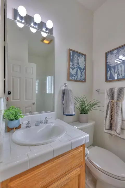 Bath - 2235 Tahoe Cir, Tracy, CA 95376 photo 1 of 6