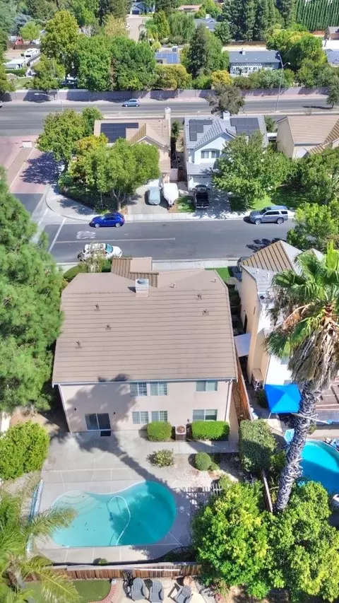 View/Area - 2235 Tahoe Cir, Tracy, CA 95376 photo 5 of 6