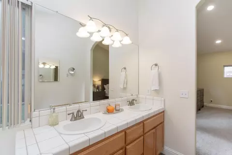 Bath - 2520 Carmichael, Turlock, CA 95382 photo 5 of 6