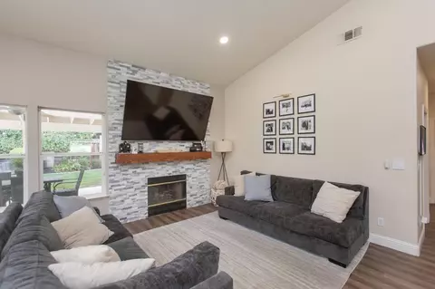 Living - 2520 Carmichael, Turlock, CA 95382 photo 2 of 2