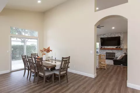 Dining - 2520 Carmichael, Turlock, CA 95382 photo 1 of 1