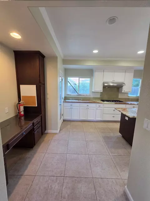 Kitchen - 111 Seergreen Way, Folsom, CA 95630 photo 1 of 8