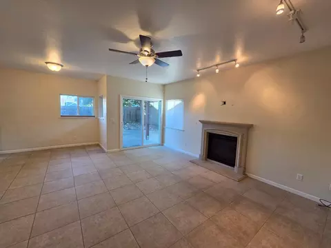 Living - 111 Seergreen Way, Folsom, CA 95630 photo 5 of 8