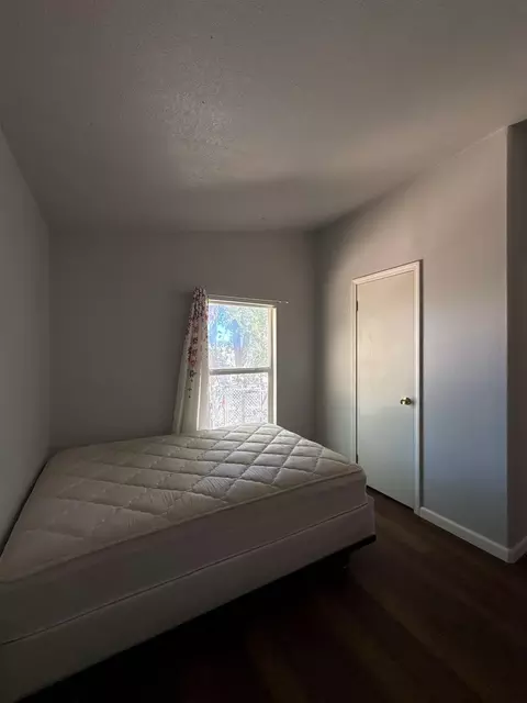 Bedroom - 7747 Doster Rd, Mountain Ranch, CA 95246 photo 4 of 5