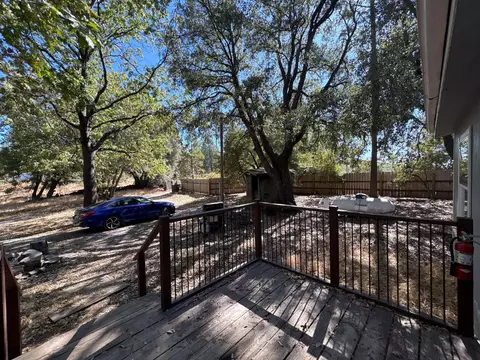 Exterior - 7747 Doster Rd, Mountain Ranch, CA 95246 photo 7 of 15