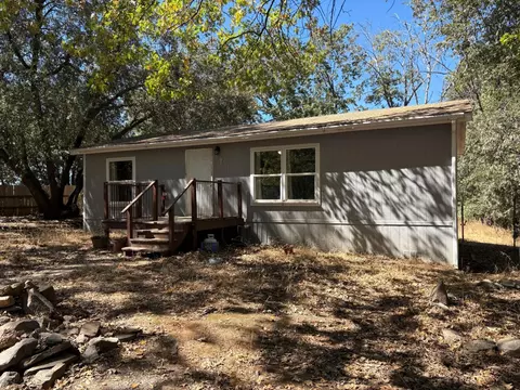 Exterior - 7747 Doster Rd, Mountain Ranch, CA 95246 photo 2 of 15