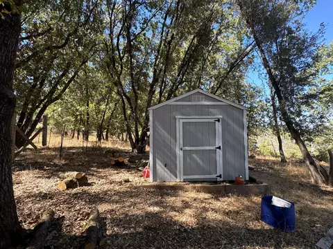 Exterior - 7747 Doster Rd, Mountain Ranch, CA 95246 photo 13 of 15