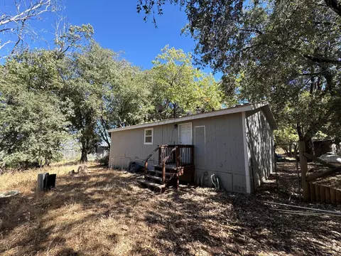 Exterior - 7747 Doster Rd, Mountain Ranch, CA 95246 photo 11 of 15