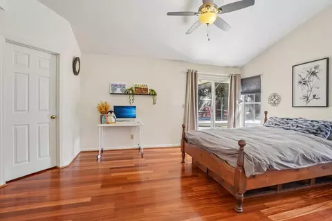 Bedroom - 8410 Clear Valley Ct, Antelope, CA 95843 photo 6 of 7