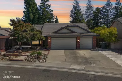 Exterior - 8410 Clear Valley Ct, Antelope, CA 95843 photo 2 of 12
