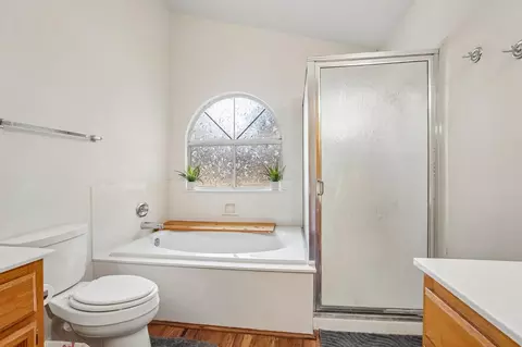 Bath - 8410 Clear Valley Ct, Antelope, CA 95843 photo 4 of 7