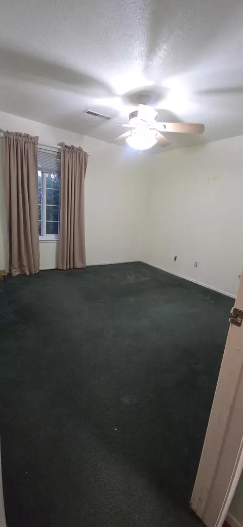 Bedroom - 2747 Saratoga Ave, Merced, CA 95340 photo 2 of 3