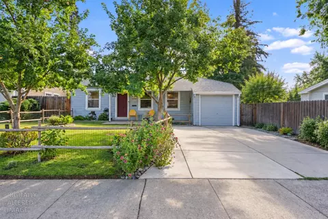 3645 Marjorie Way, Sacramento, CA 95820