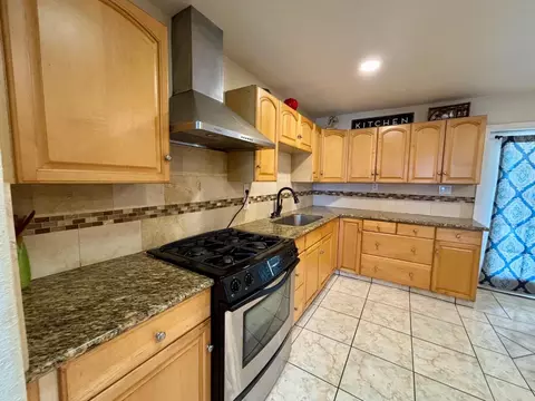 Kitchen - 1903 Belcher Ave, Merced, CA 95348 photo 3 of 7