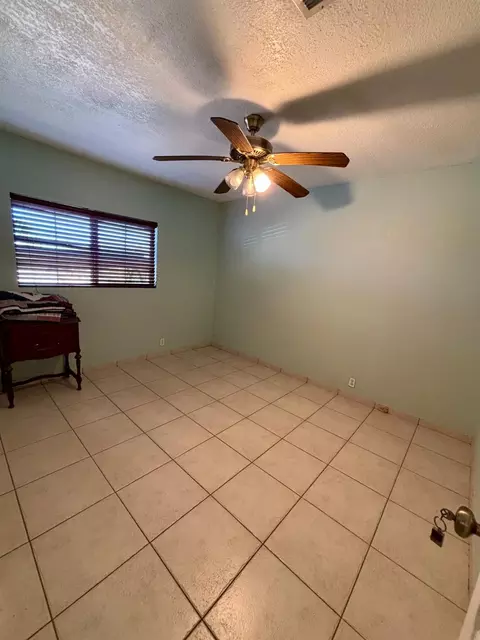 Bedroom - 1903 Belcher Ave, Merced, CA 95348 photo 2 of 3