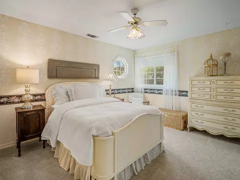 Bedroom - 4711 Meadowview Acres Rd, Cool, CA 95614 photo 3 of 10