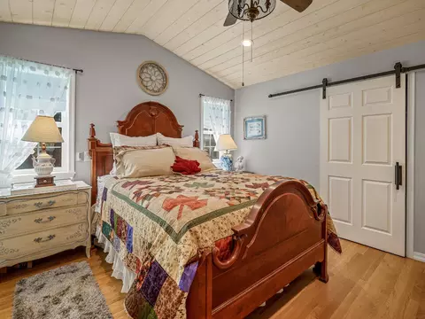 Bedroom - 4711 Meadowview Acres Rd, Cool, CA 95614 photo 7 of 10