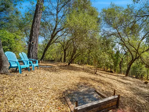 Exterior - 4711 Meadowview Acres Rd, Cool, CA 95614 photo 19 of 19