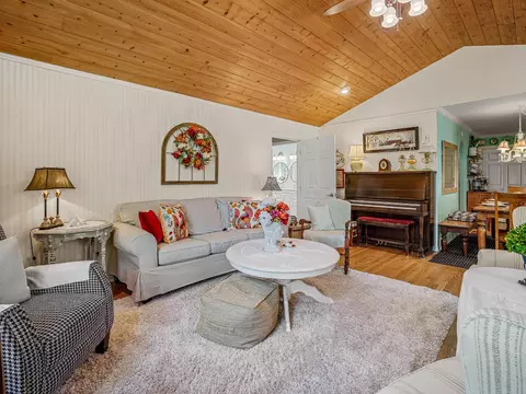 Living - 4711 Meadowview Acres Rd, Cool, CA 95614 photo 3 of 6