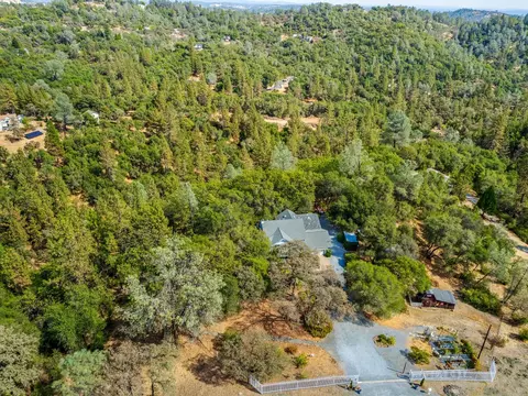 View/Area - 4711 Meadowview Acres Rd, Cool, CA 95614 photo 3 of 6