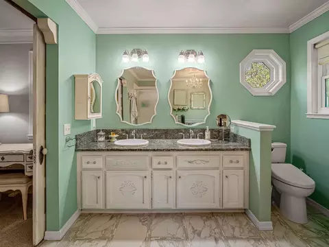 Bath - 4711 Meadowview Acres Rd, Cool, CA 95614 photo 7 of 7