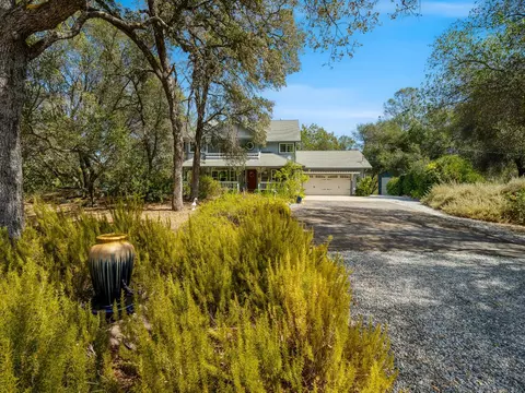 Exterior - 4711 Meadowview Acres Rd, Cool, CA 95614 photo 9 of 19