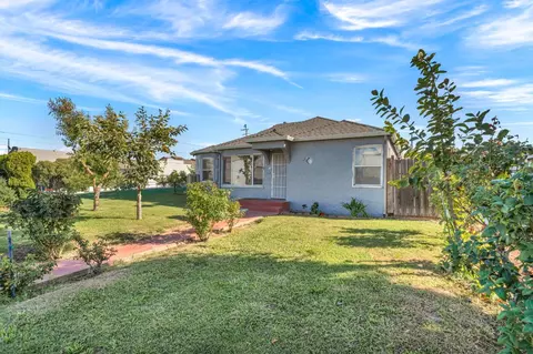 Exterior - 2 Park St, Lodi, CA 95240 photo 2 of 5