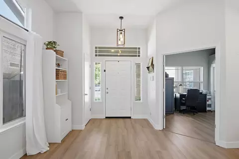 Entry Way - 2186 Typhoon Ct, Turlock, CA 95380 photo 1 of 1